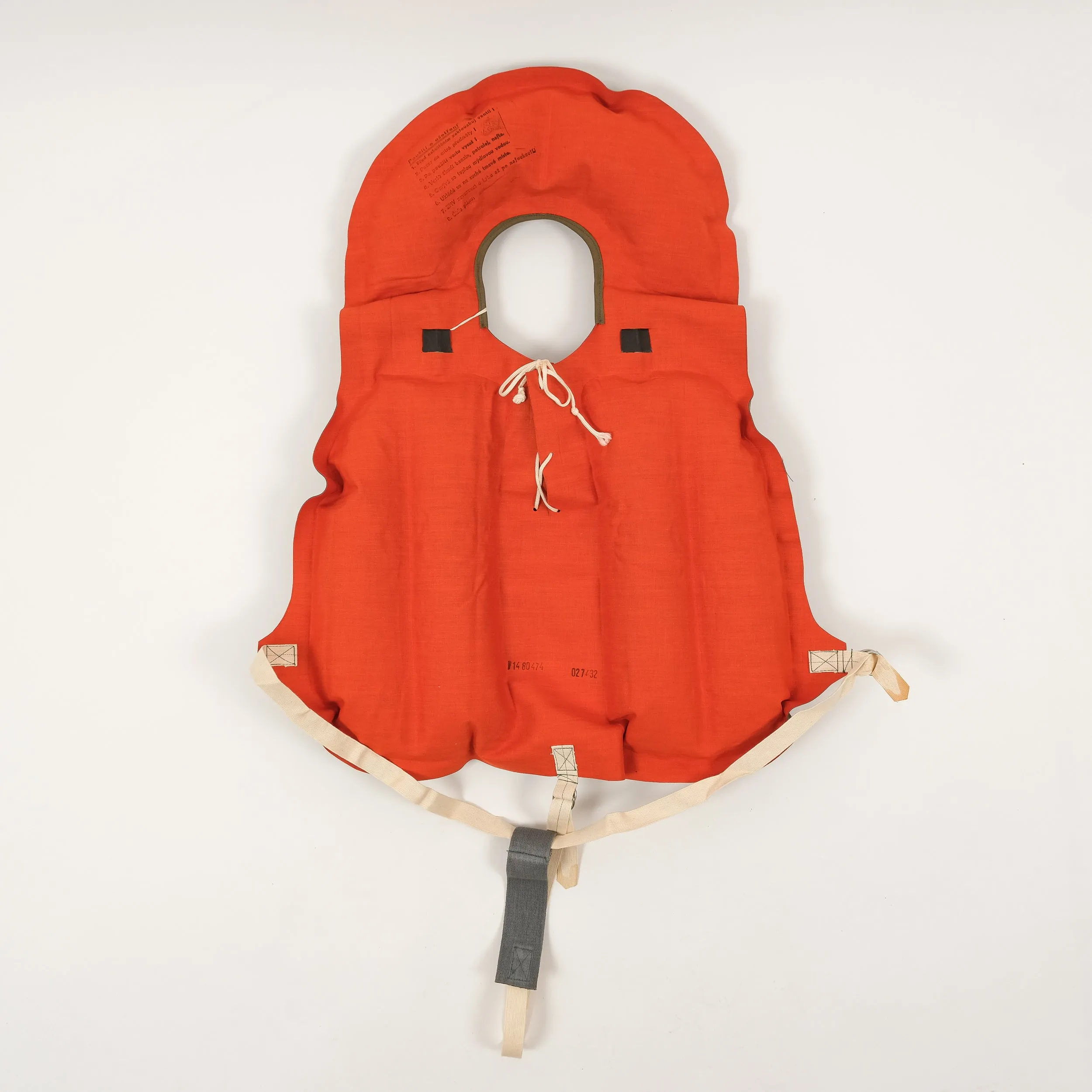 EAST FRONT LIFE VEST